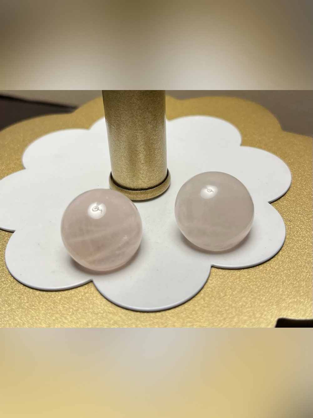 Rose Quartz Round clip on  Earrings silver tone  - 1960’s vintage